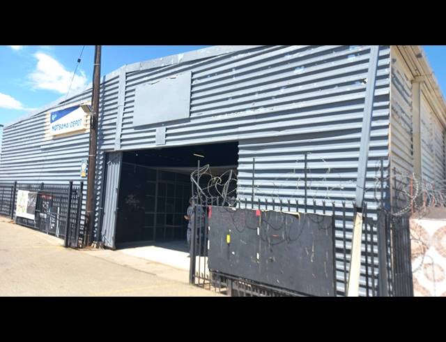 480M² BUSINESS FOR SALE IN HILLSIDE VIEW